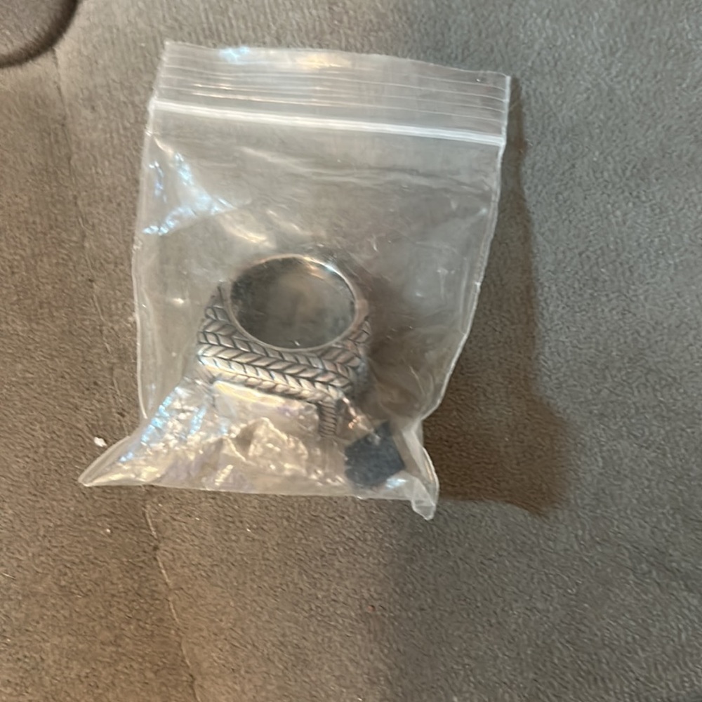 Silpada ring - Picture 6 of 6